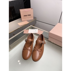 Miu Miu flat shoes